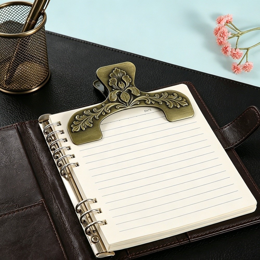 Vintage Carved Metal Book Clip - Stationery Books recension och pris